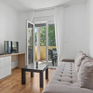 Neea Apartmán Medulin